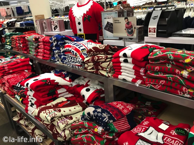 【ダサ可愛い】アメリカのクリスマスは、アグリーセーターを着 
